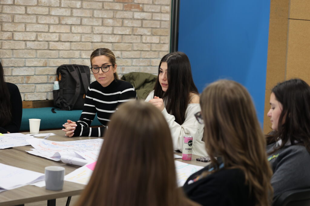 Young women at the VAWG workshop
